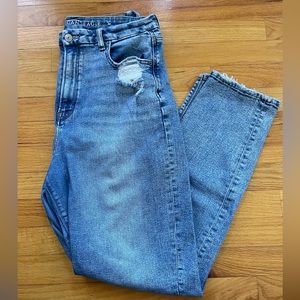 American Eagle Curvy Mom Jeans